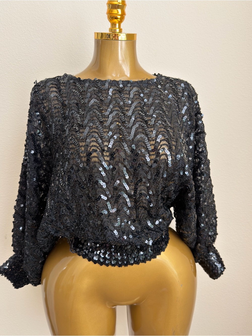 Black Sequin Long Sleeve Crop Top - Picture 3 of 4